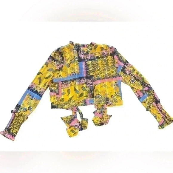 Banjul Colorful Tie Waist Top. Size Large. Does not come with Pants. - Picture 9 of 10